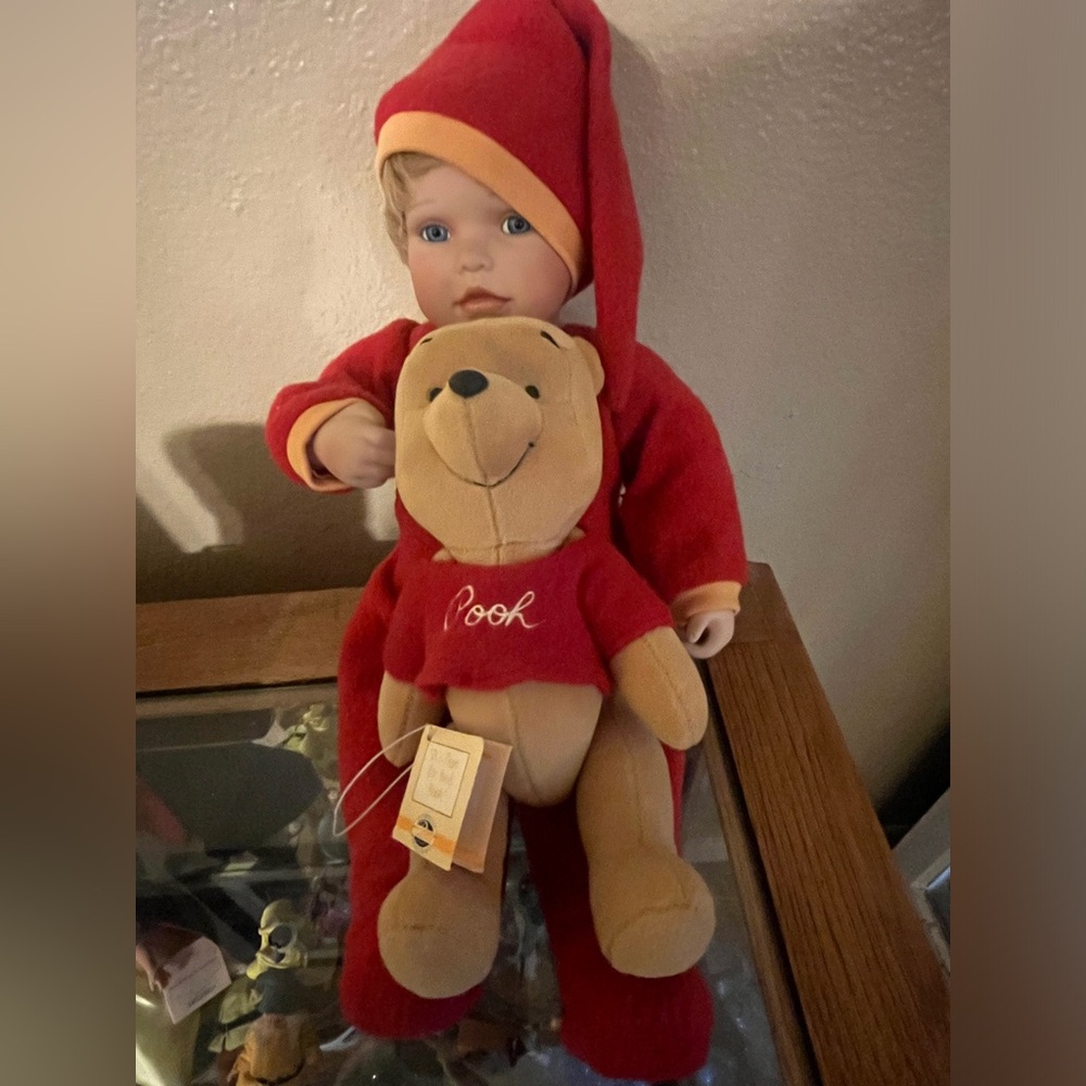 Its Time for Bed Pooh by Cindy McClure - Ashton-Drake Galleries